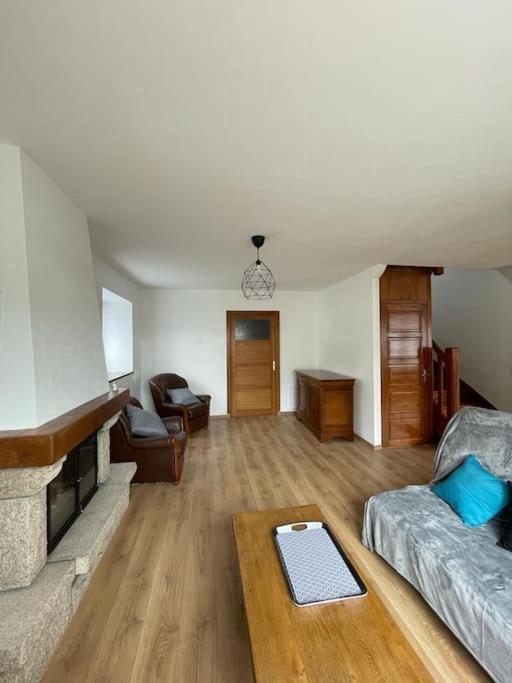 Charmante Maison En Pierre Morlaix Esterno foto